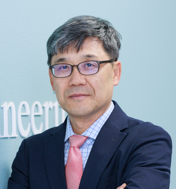 윤제용 전문가 사진